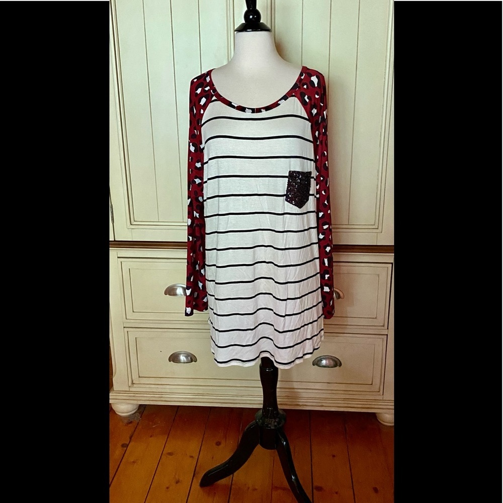 ⚜️Perfectly Priscilla Tunic⚜️